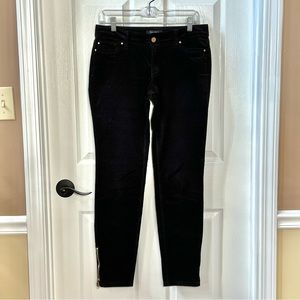 ⭐️ White House Black Market Black Velvet Zipper Ankle Skinny Pants Size 4R